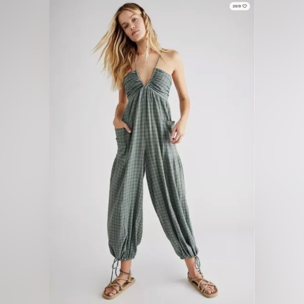 Free People Sundaze For Surfin Jumpsuit will fit XS-M, 100% Cotton Rare Color